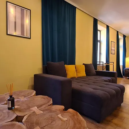 דירה Zeiiss בראשוב