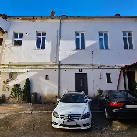 Appartamento Zeiiss Braşov