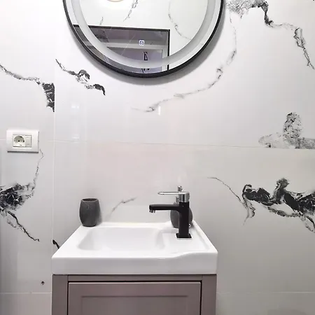 דירה Zeiiss בראשוב