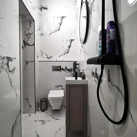 Appartamento Zeiiss Braşov