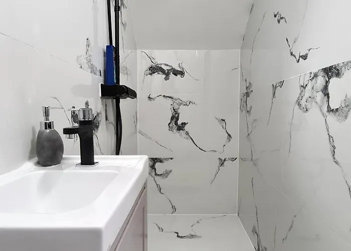 Апартаменти Zeiiss Брашов